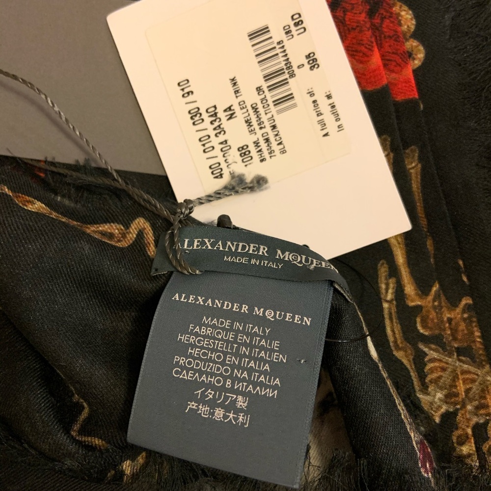 Alexandra Mcqueen welled trinket print scarf - Picture 7 of 7